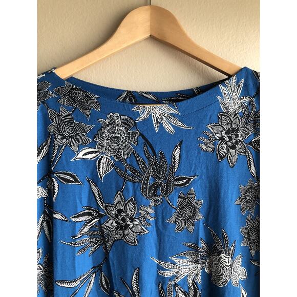 J.Jill Wearever Collection Blue Floral Shirt Size Medium Women's Short Sleeve - Picture 3 of 9